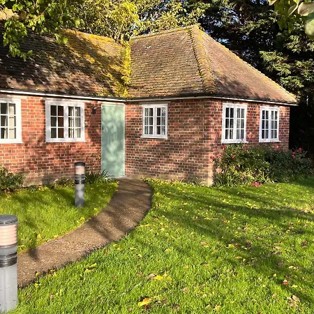 Green Cottage In Grounds Of Grade Ii* Frognal Farmhouse Sittingbourne Esterno foto